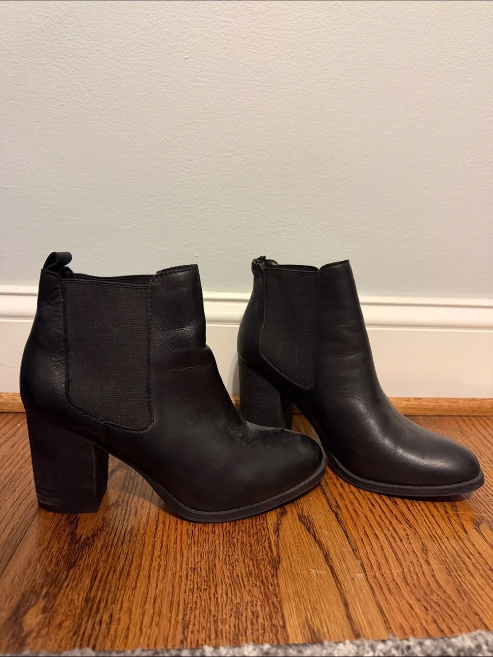 Steve Madden Black Leather Block Heel Ankle Booties